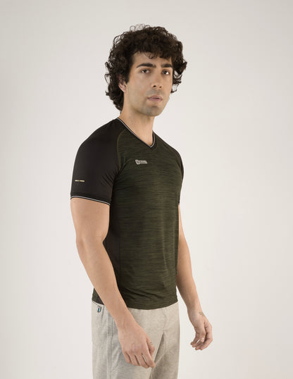 SELECT 5120 V- Neck BASIC  BLACK T-SHIRT