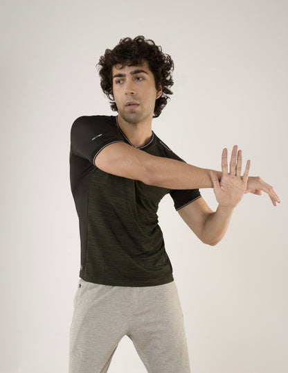 SELECT 5120 V- Neck BASIC  BLACK T-SHIRT