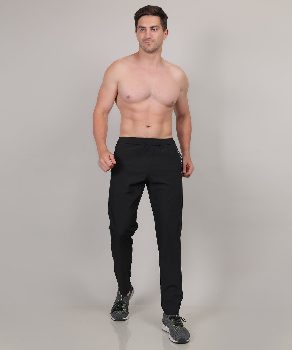 SELECT 8050 SLIMFIT TRAINING NS TRACK PANT BLACK FOR MEN